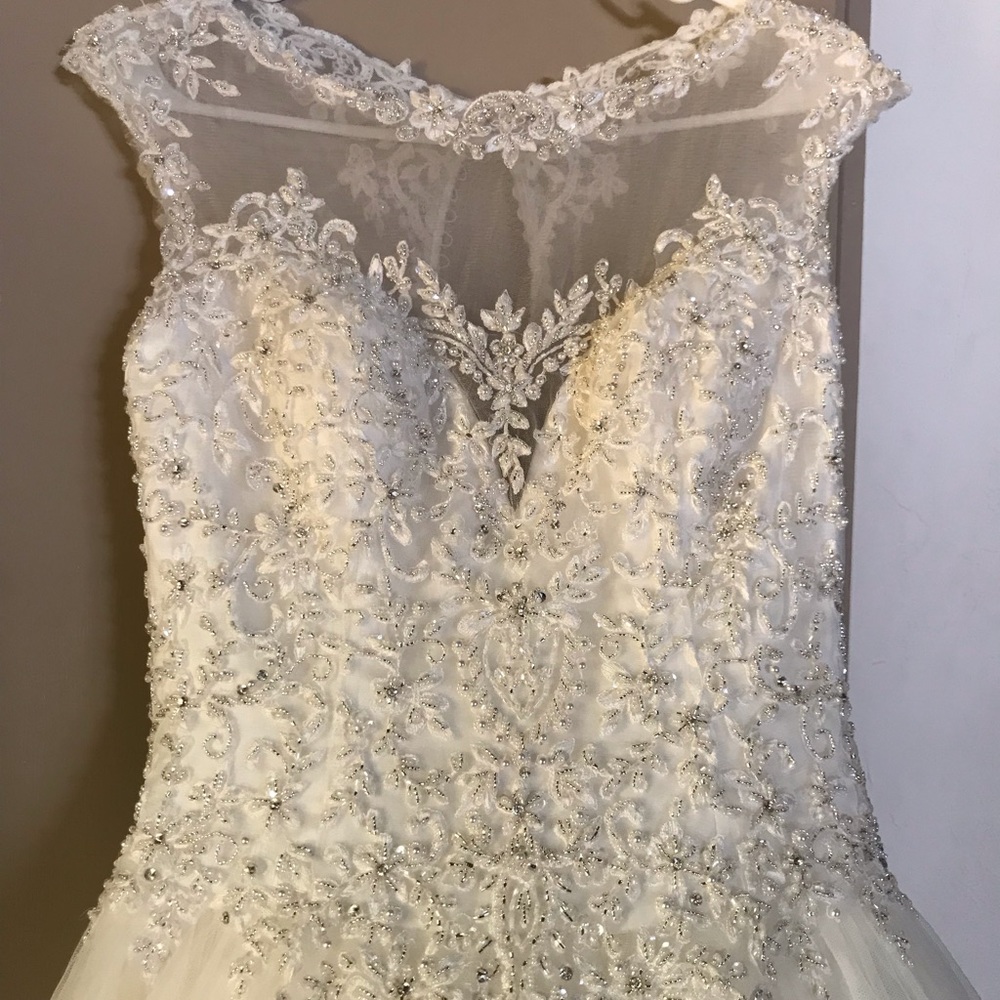 Mon Cheri Wedding dress